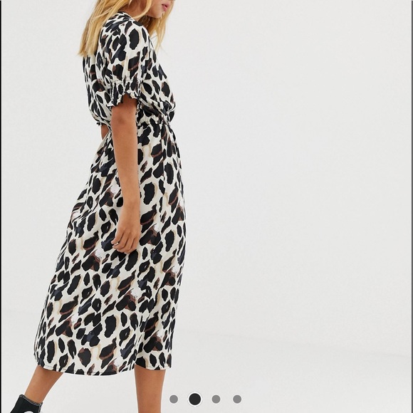 Influence shirred sleeve dress with button front in leopard print - Picture 2 of 5